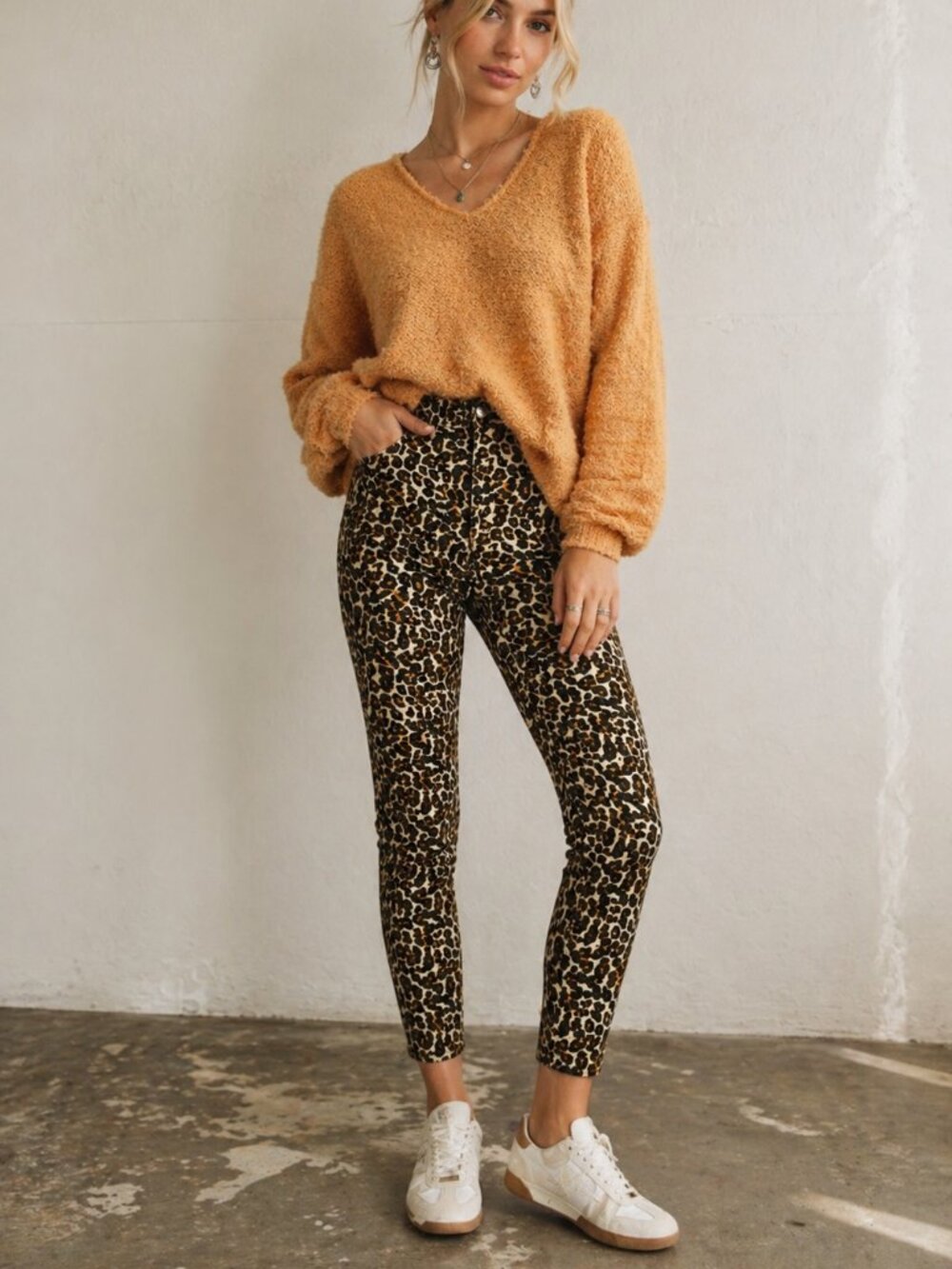 Free People We The Free Set XS/S – Sweater S + Leopard Skinny Jeans W24 Petite O